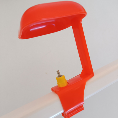 Elevates Automatic Nipple Drinker Lubricating Broiler Drinker Steel Ball Drinker